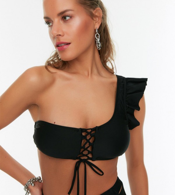 Buy Trendyol Tie Up One Shoulder Bikini Top In Black Thstreet Qatar