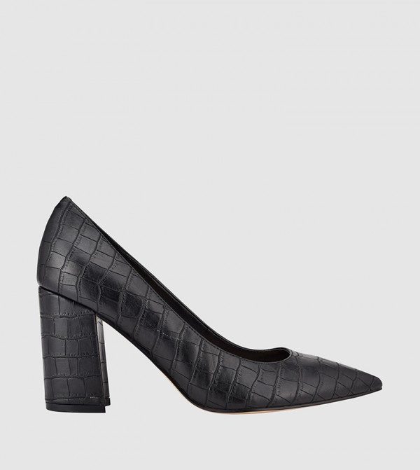 Buy Nine West Pump Black In Black Thstreet Qatar