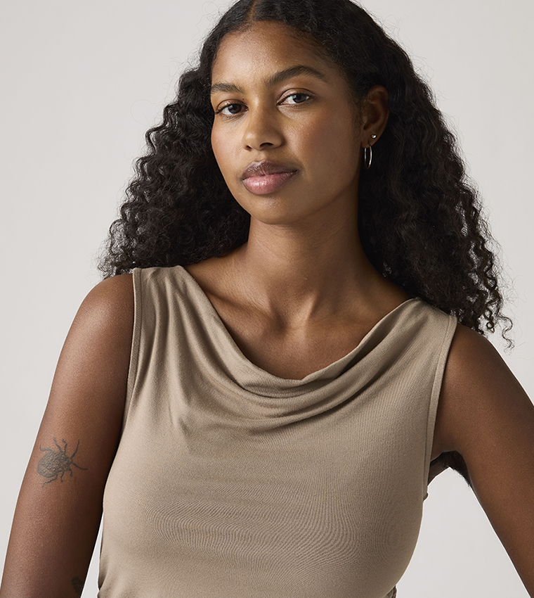 ليفايز  توبات بلا أكمام  - بيج Sleeveless Tops