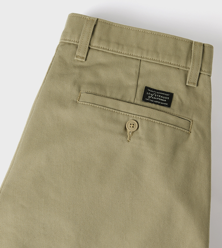 Solid Loose Fit Pleated Chinos