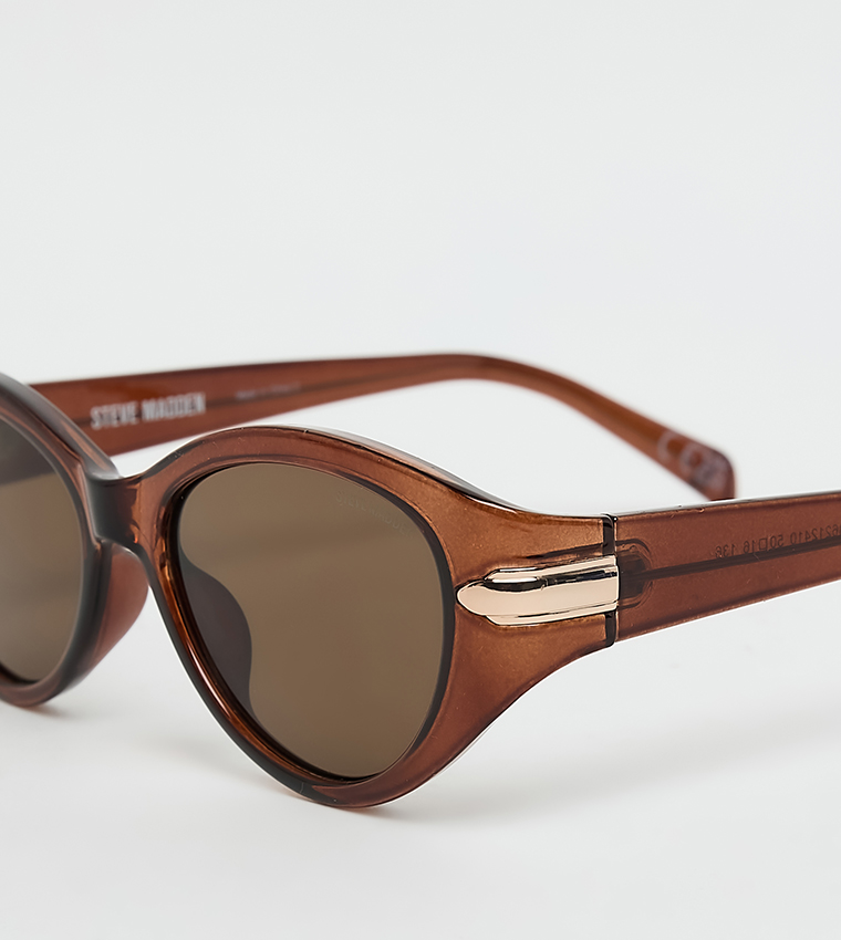 Steve Madden  Retro Sunglasses - Dark Brown 