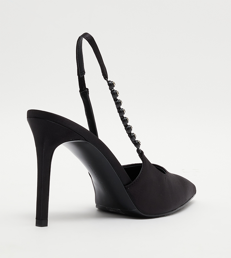 حذاء كعب رسمي بحزام مزخرف