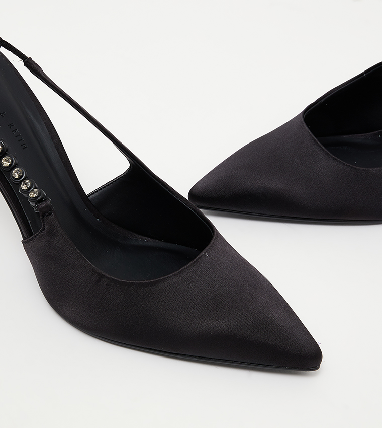 حذاء كعب رسمي بحزام مزخرف