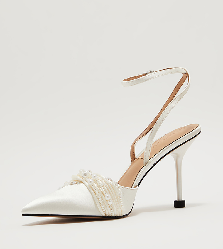 حذاء كعب مزين بالخرز وبسير كاحل