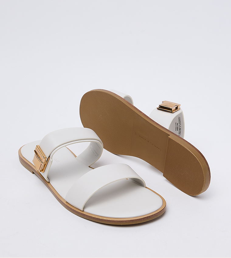 تشارلز آند كيث  الصنادل المسطحة - لون طبشوري  Flat Sandals