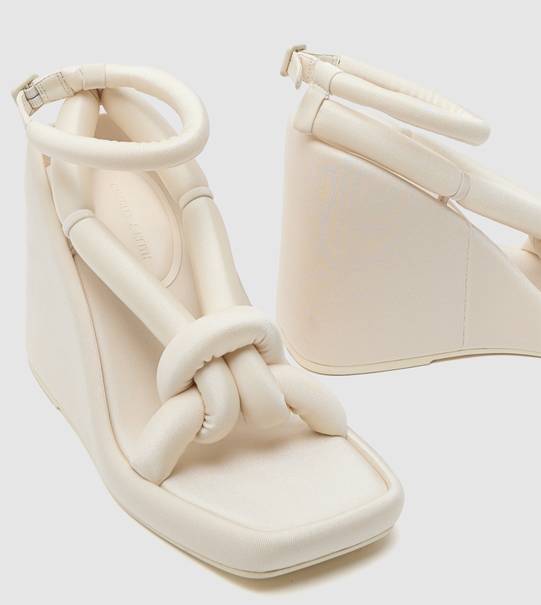 TONI Knotted Puffy-Strap Wedge Sandals