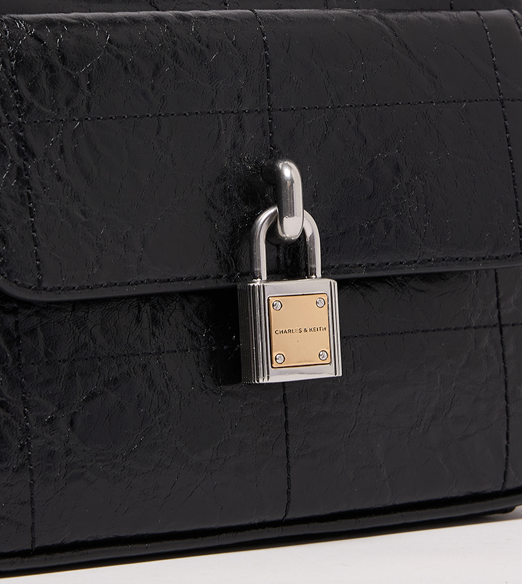 حقيبة كتف بنقشة