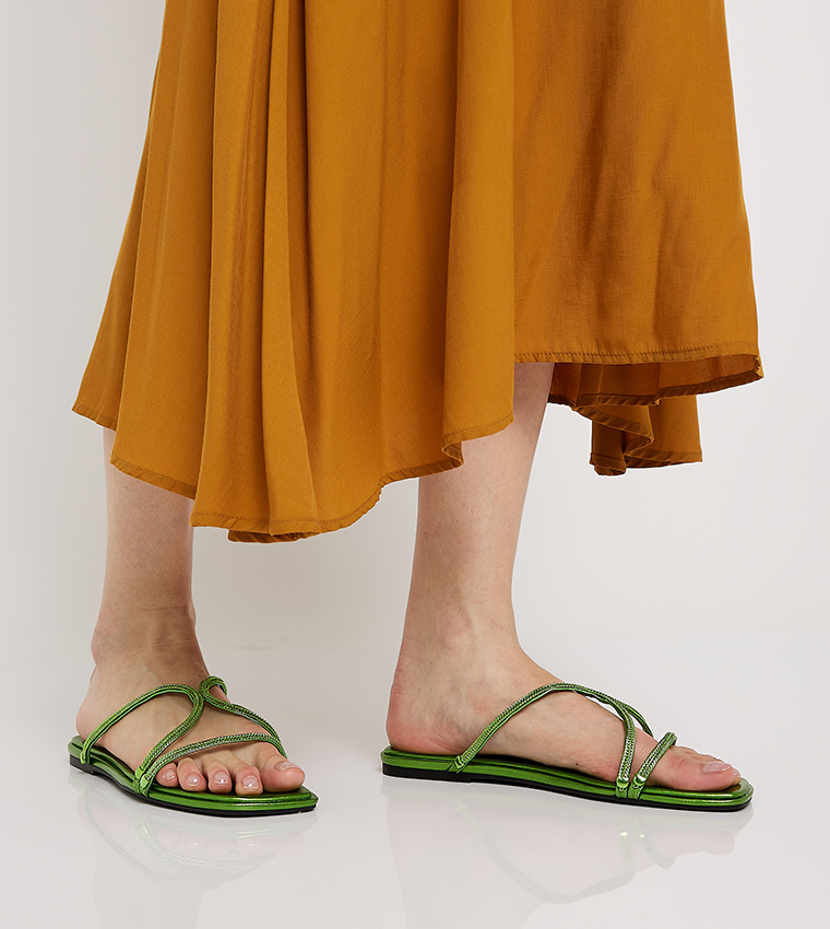 Embellished Open Toe Flat Sandals