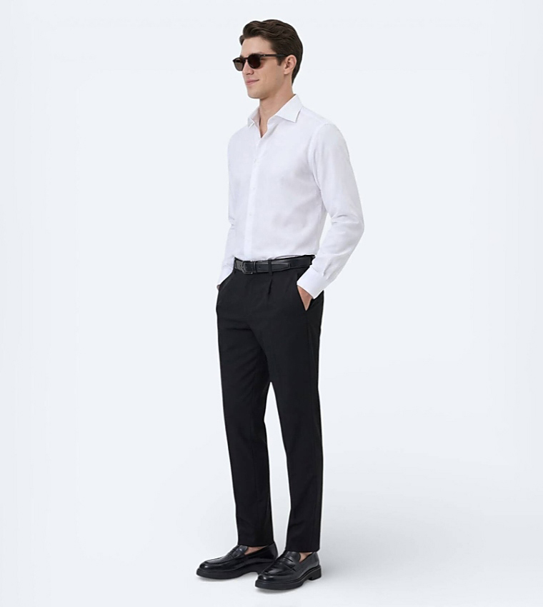 Solid Long Sleeves Slim Fit Shirt