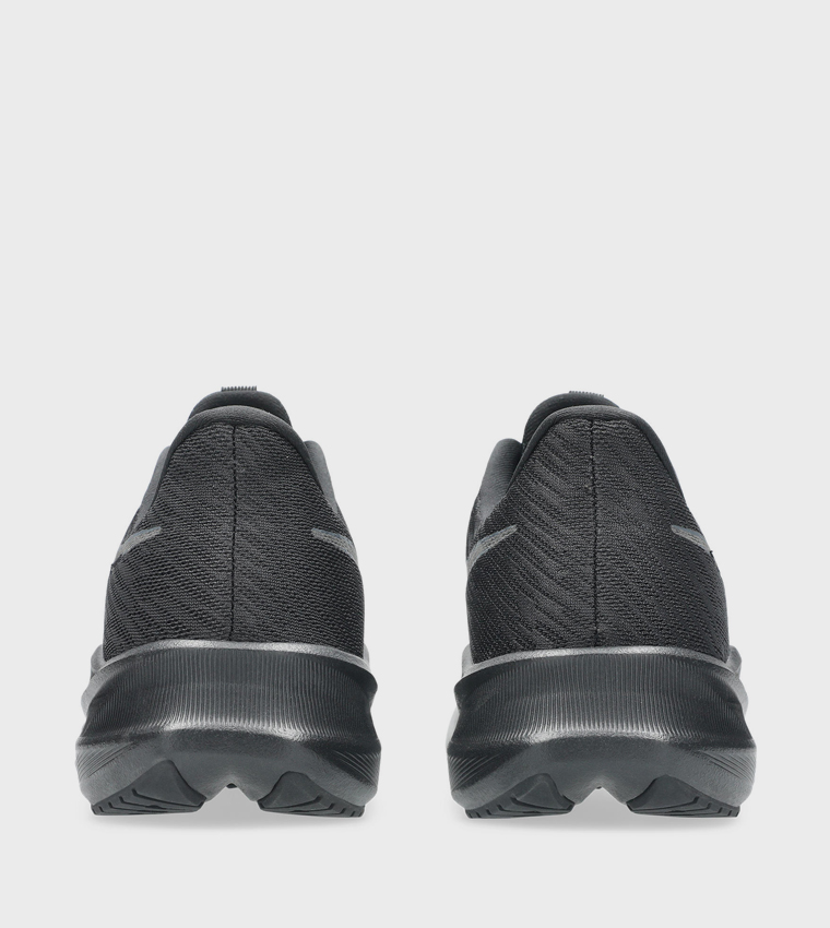 VERSABLAST 4 Running Shoes