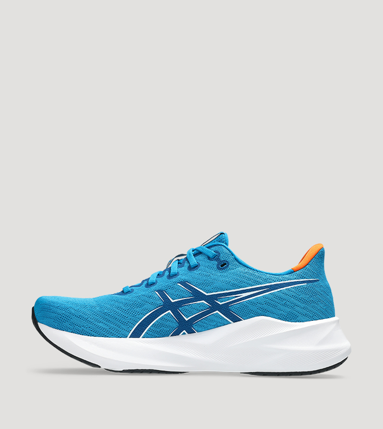 VERSABLAST 4 Textured Running Shoes