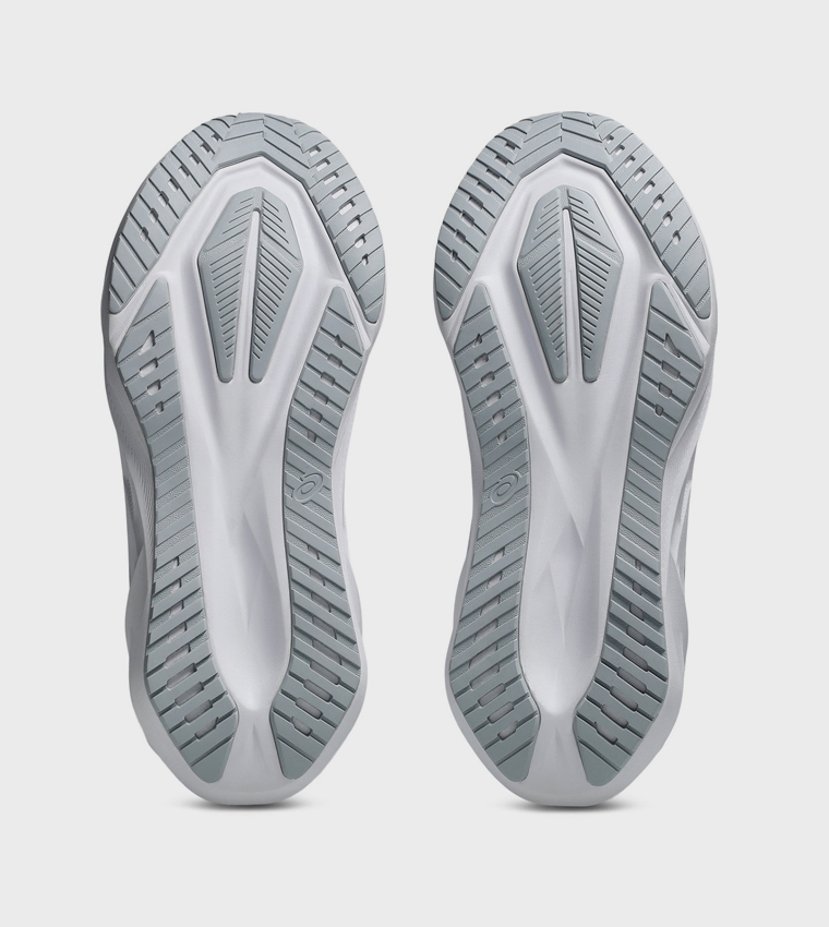 NOVABLAST 5 ATC Lace Up Running Shoes