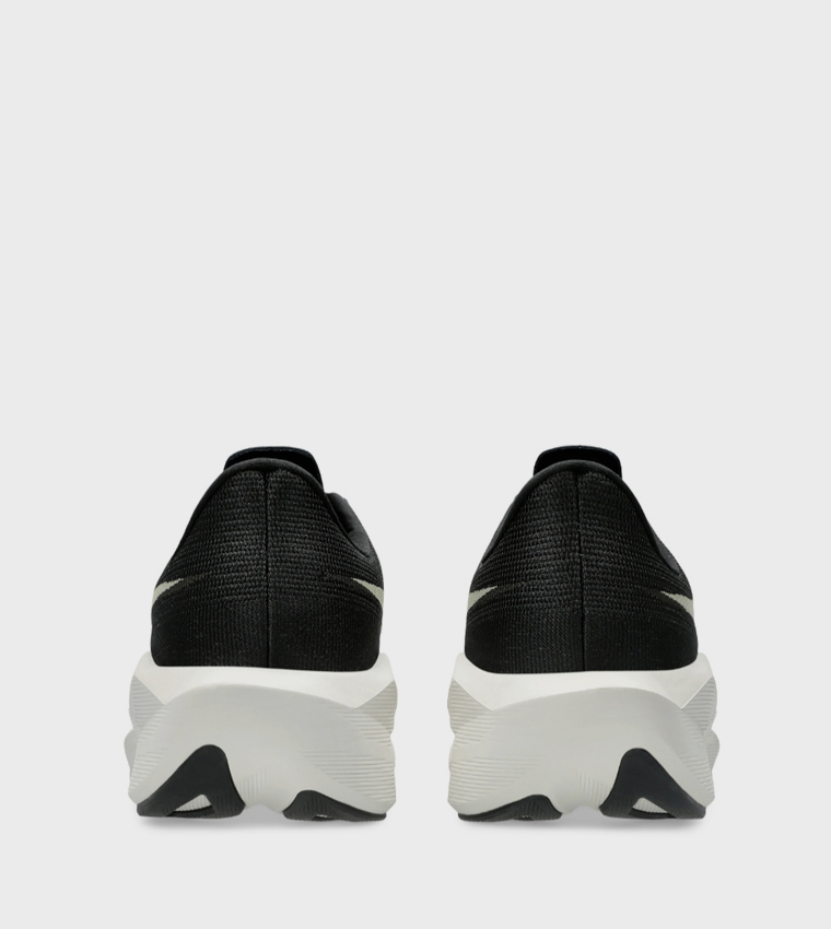 NOVABLAST 6 Running Shoes