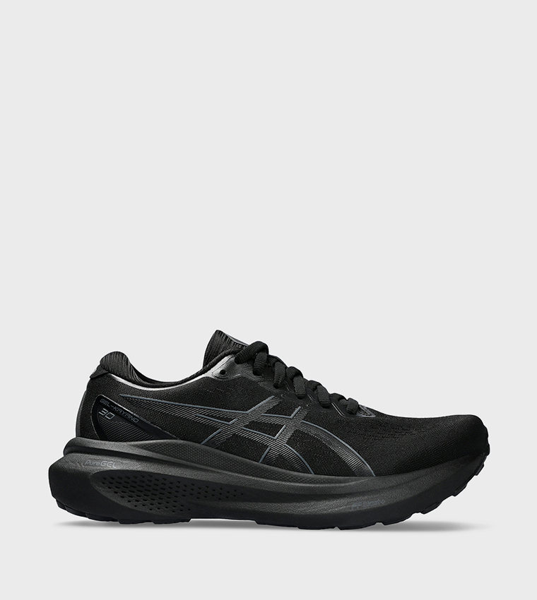 حذاء جري برباط 