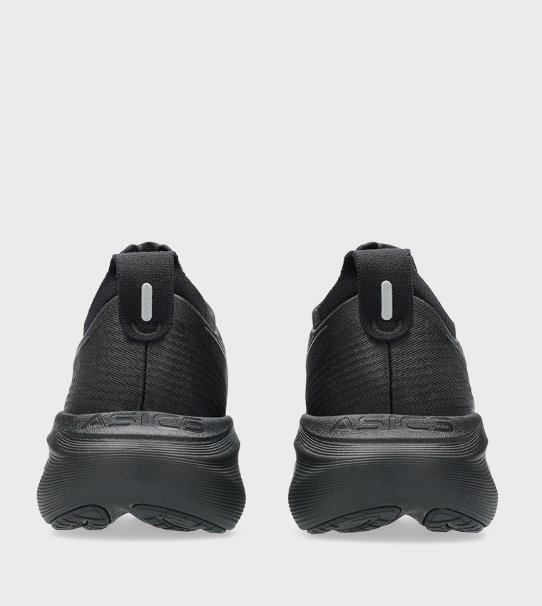 سنيكرز جيل نيمبوس 27 للجري برباط