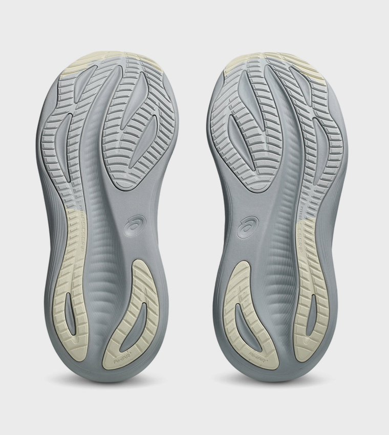 سنيكرز جيل نيمبوس 27 للجري برباط