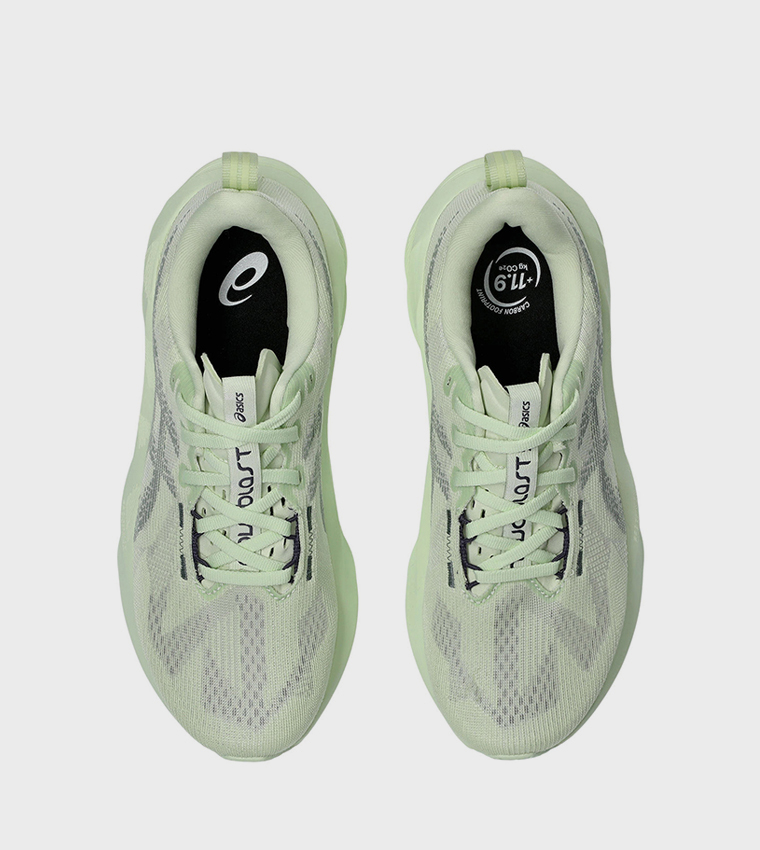 NOVABLAST 5 Running Shoes