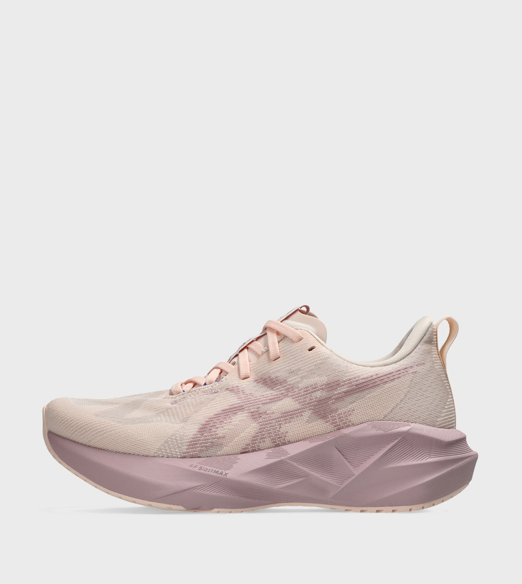 NOVABLAST 5 Running Shoes