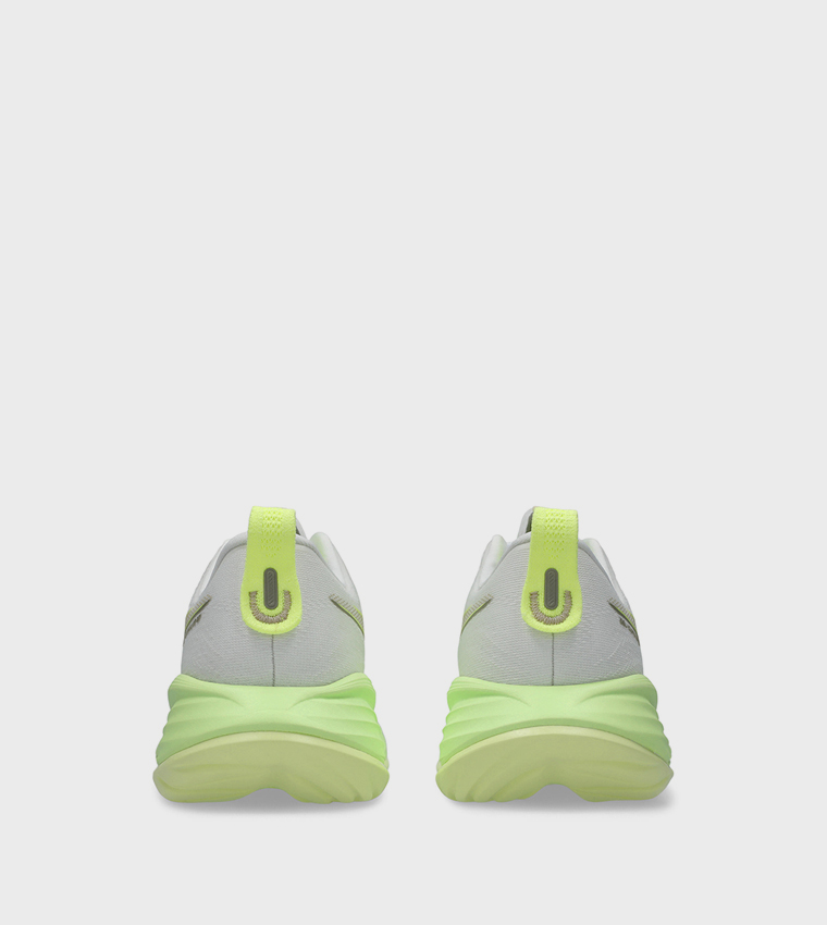 حذاء جيل-كومولوس ٢٧ للجري