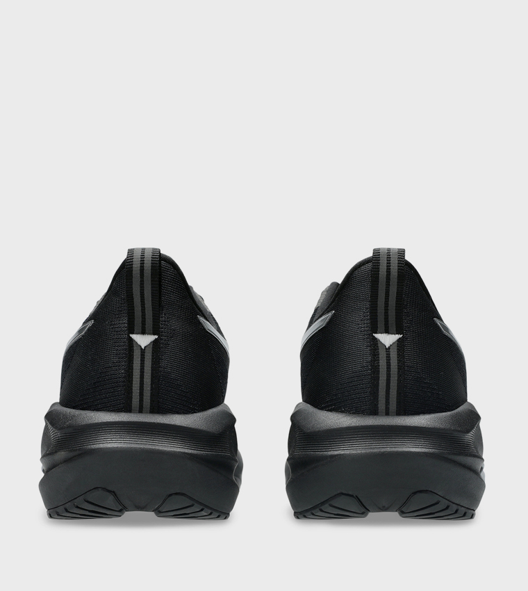 NOVABLAST 5 PLATINUM Lace Up Running Shoes