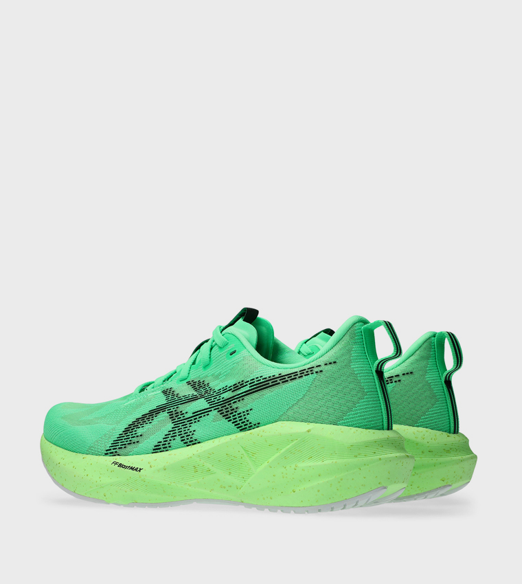 NOVABLAST 5 Lace Up Running Shoes