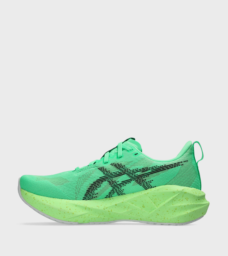 NOVABLAST 5 Lace Up Running Shoes