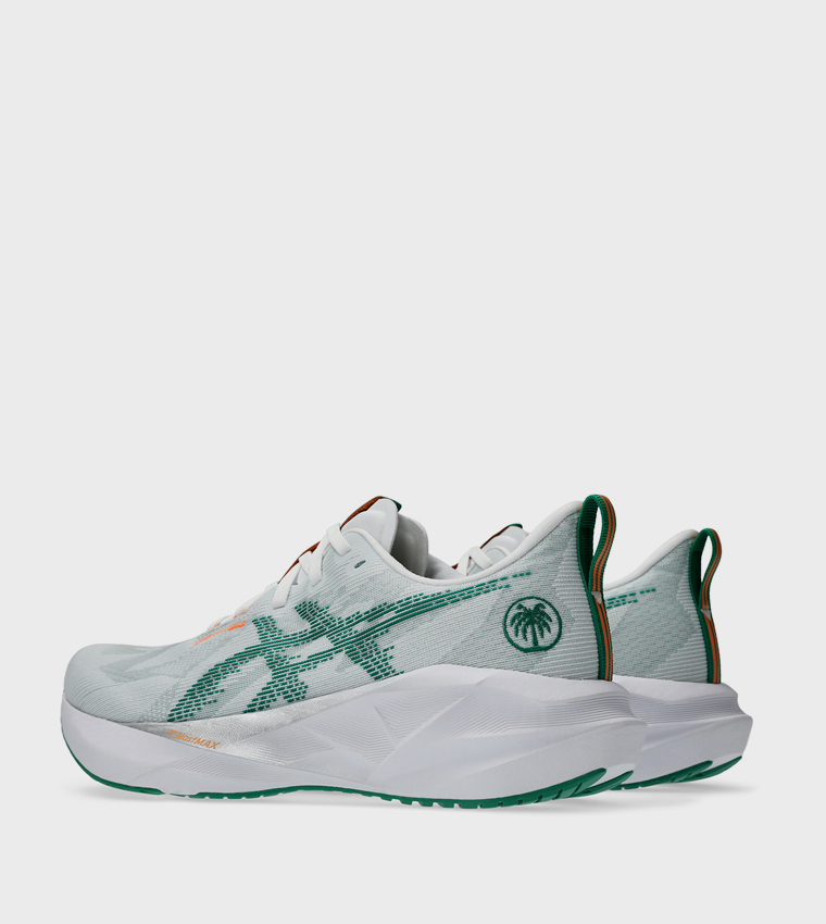 NOVABLAST 5 Lace Up Running Shoes