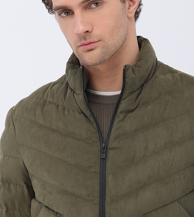 Solid Regular Fit High Neck Puffer Jacket