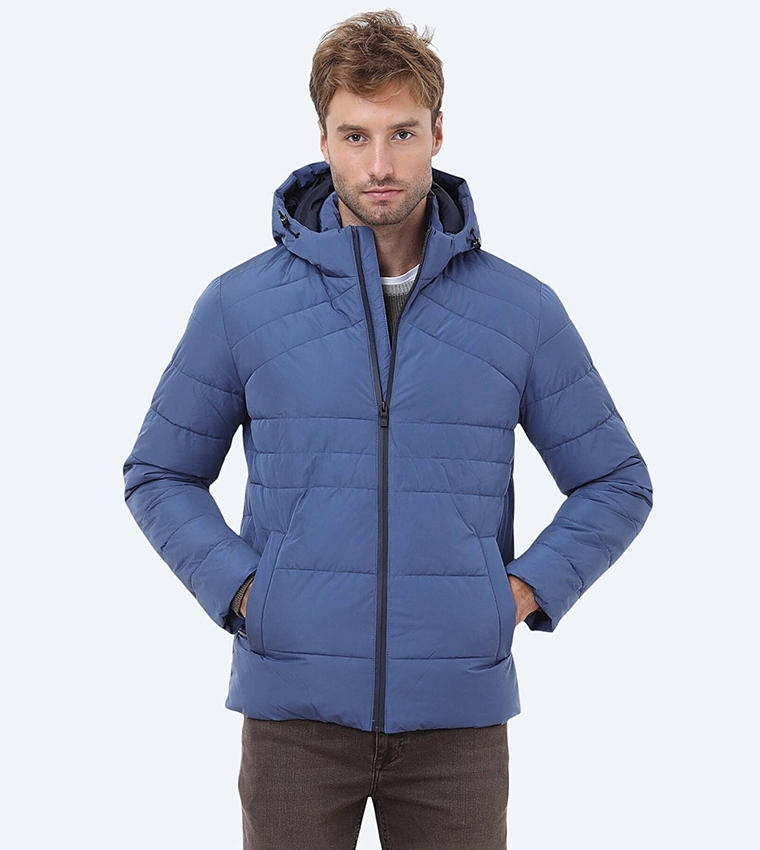 Solid Regular Fit Hooded Puffer Jacket