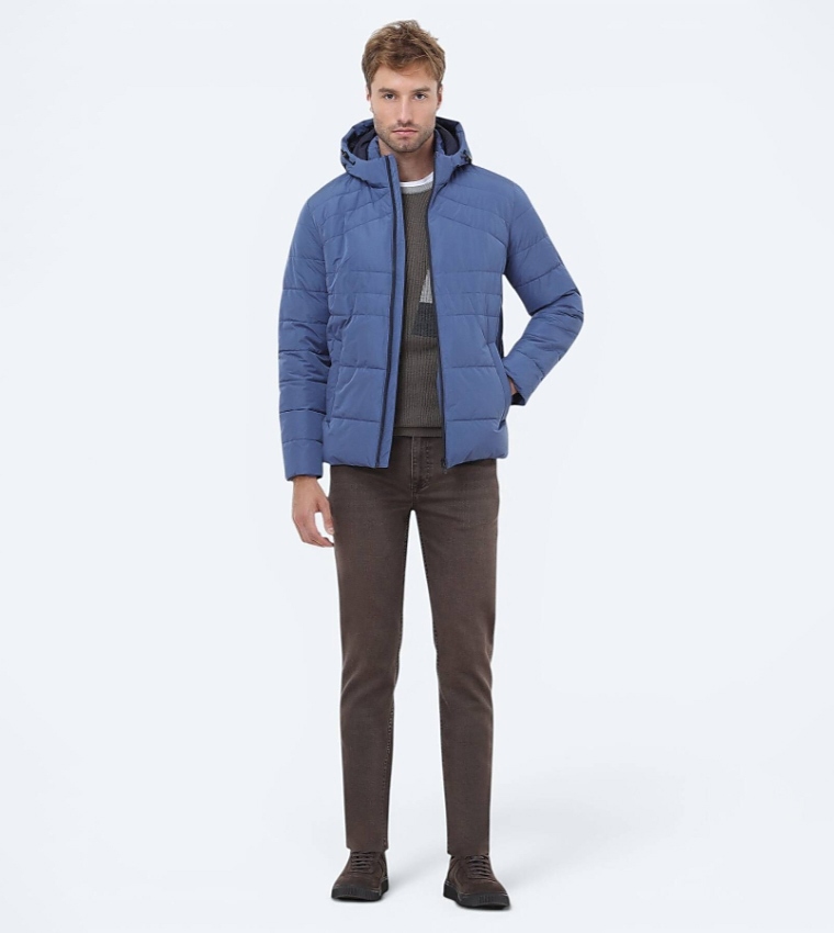 Solid Regular Fit Hooded Puffer Jacket