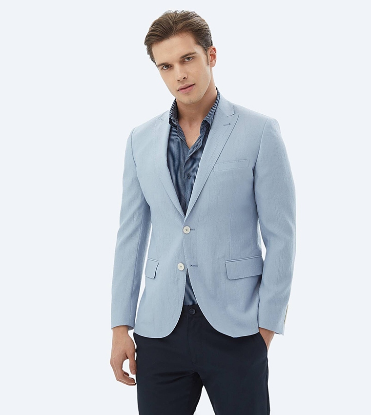 Solid Slim Fit Blazer
