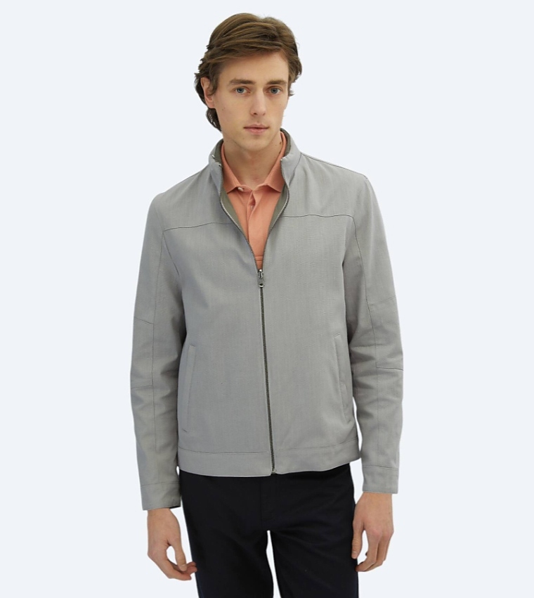 Solid Regular Fit Hidden Hood Woven Reversible Jacket