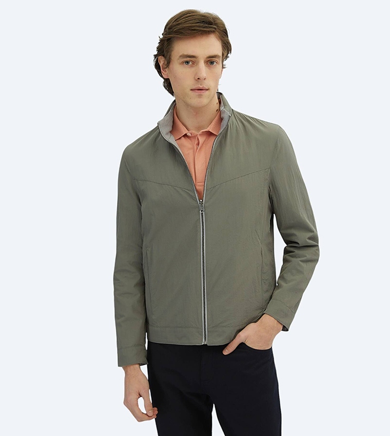 Solid Regular Fit Hidden Hood Woven Reversible Jacket