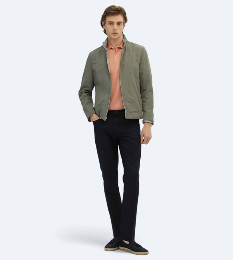 Solid Regular Fit Hidden Hood Woven Reversible Jacket