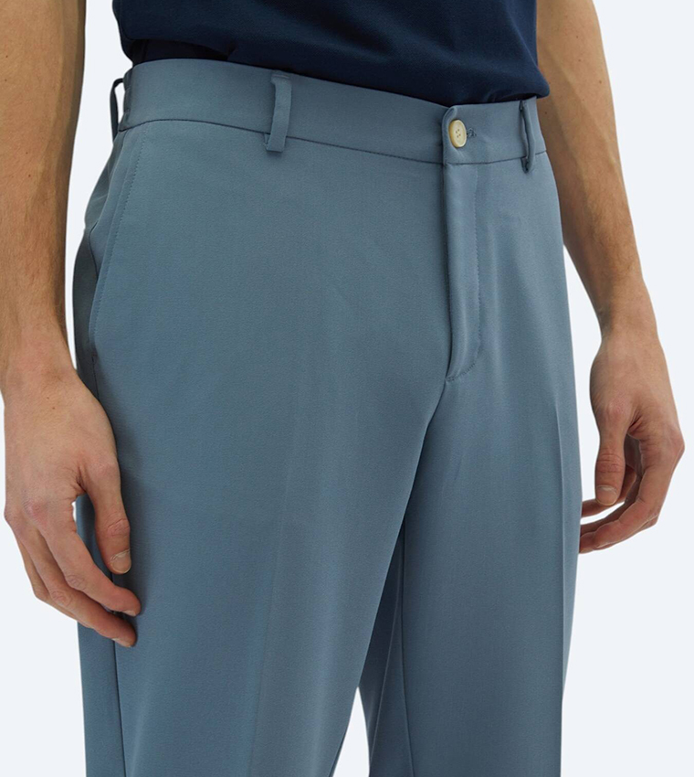 Solid Relaxed Fit Casual Trousers