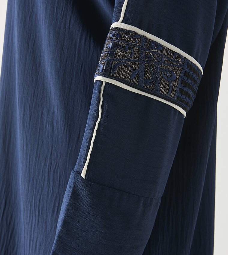 اتش ام  عباية - كحلي Abayas