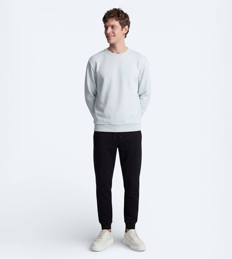 Solid Crew Neck Sweatshirt