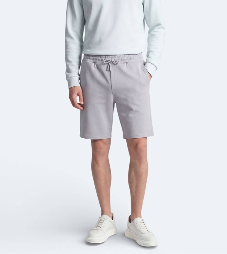 Solid Drawstring Regular Fit Knit Casual Shorts