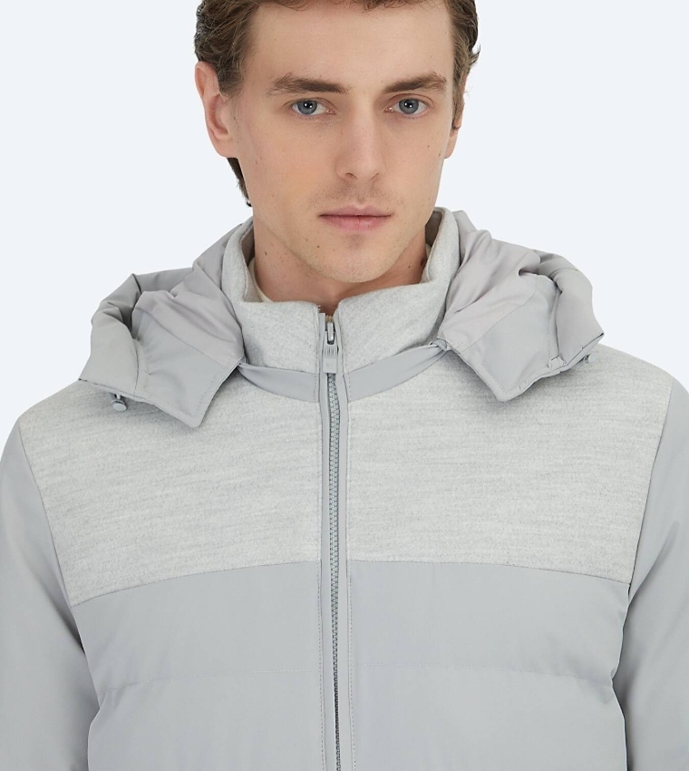 Solid Regular Fit High Neck Woven Puffer Jacket