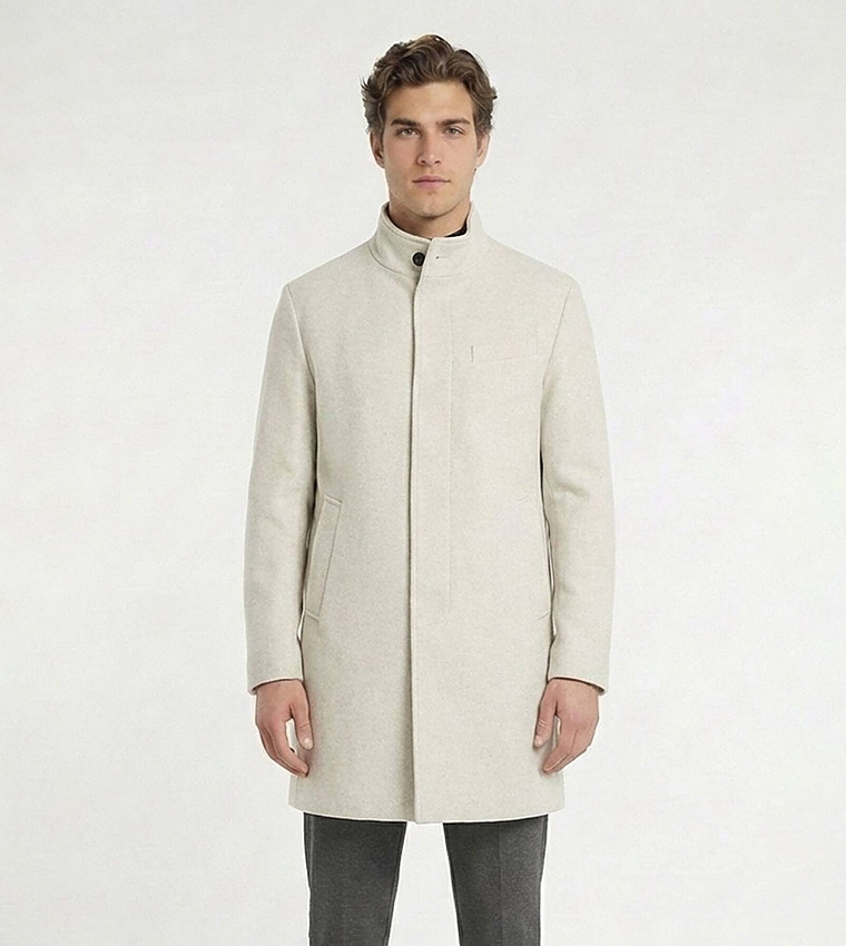 Solid Regular Fit Lapel Collar Woven Overcoat