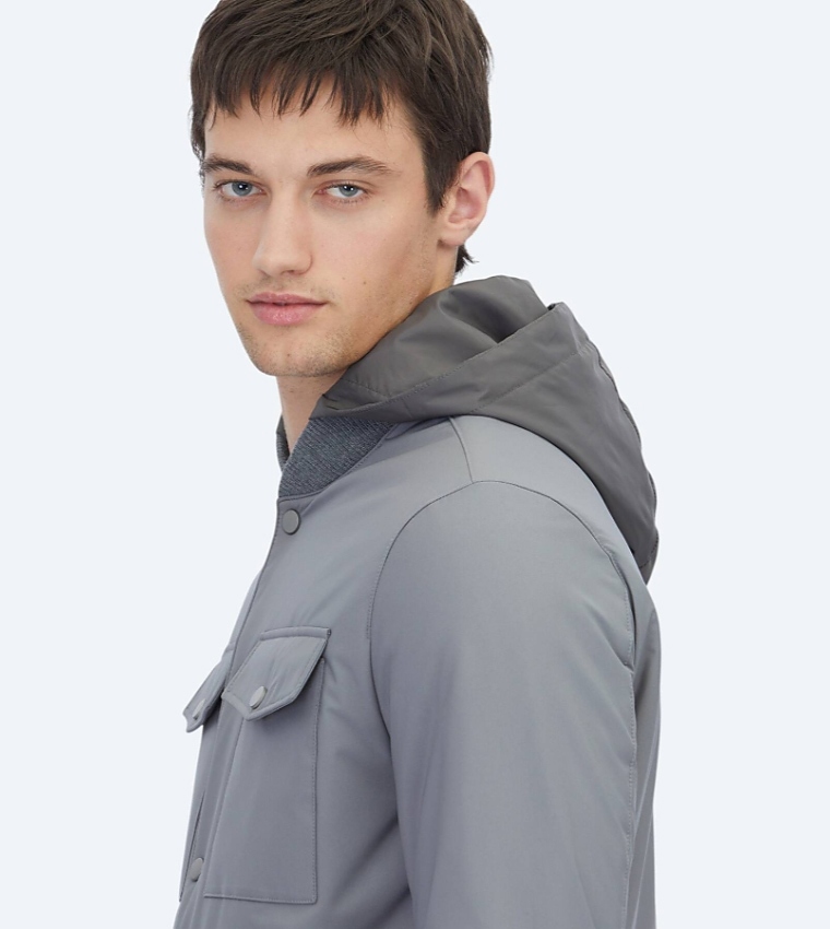 Solid Regular Fit Lightweight Jacket