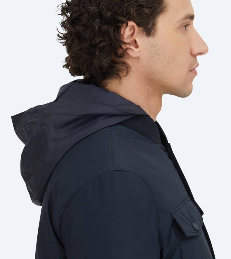 Solid Regular Fit Lightweight Jacket