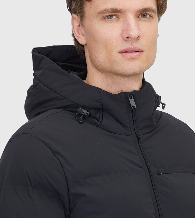 Solid Regular Fit Hooded Puffer Jacket