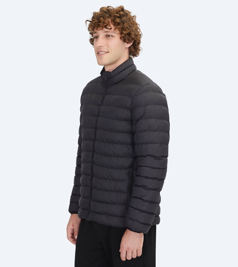 Solid Regular Fit High Neck Woven Puffer Jacket