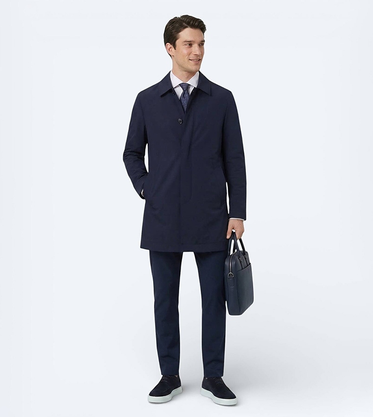 Solid Regular Fit Collared Woven Rain Coat
