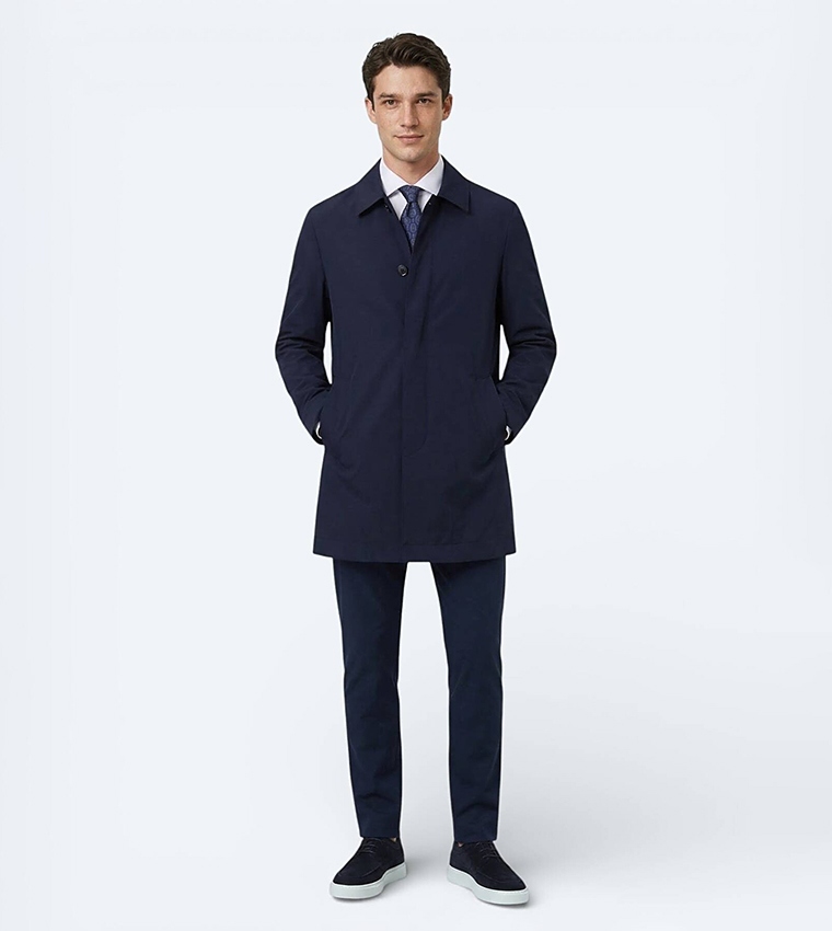 Solid Regular Fit Collared Woven Rain Coat
