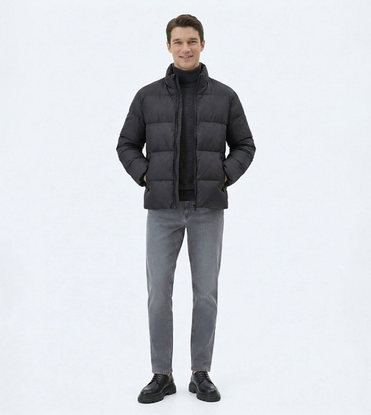 Solid Regular Fit High Neck Woven Puffer Jacket