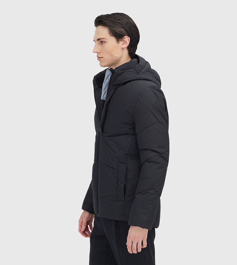 Solid Regular Fit Hooded Puffer Jacket
