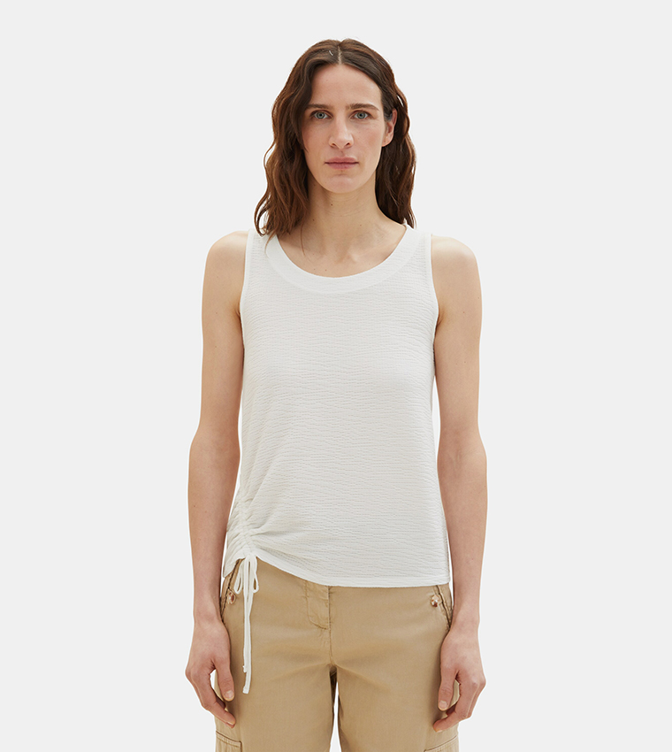 Solid Ruched Detail Sleeveless Top
