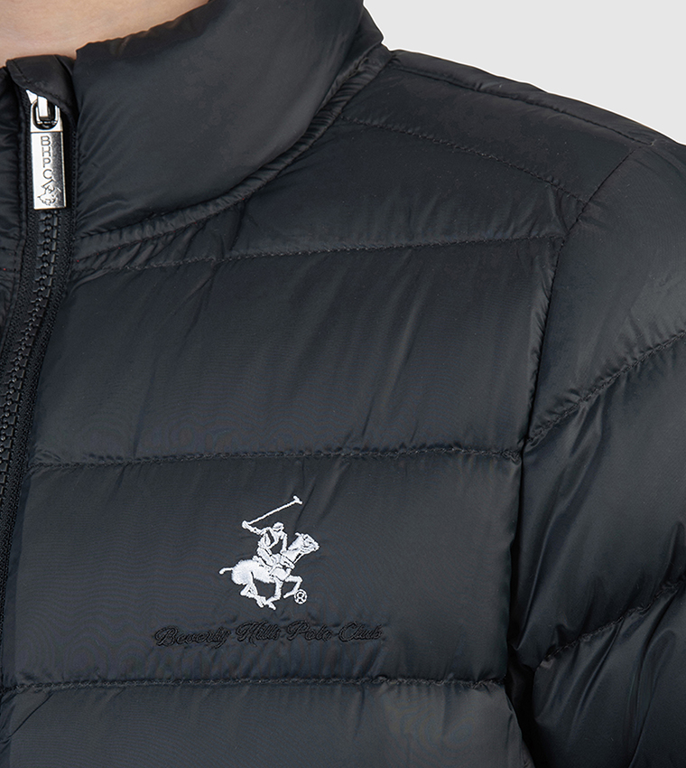 جاكيت بفر بومبر بشعار مطرز